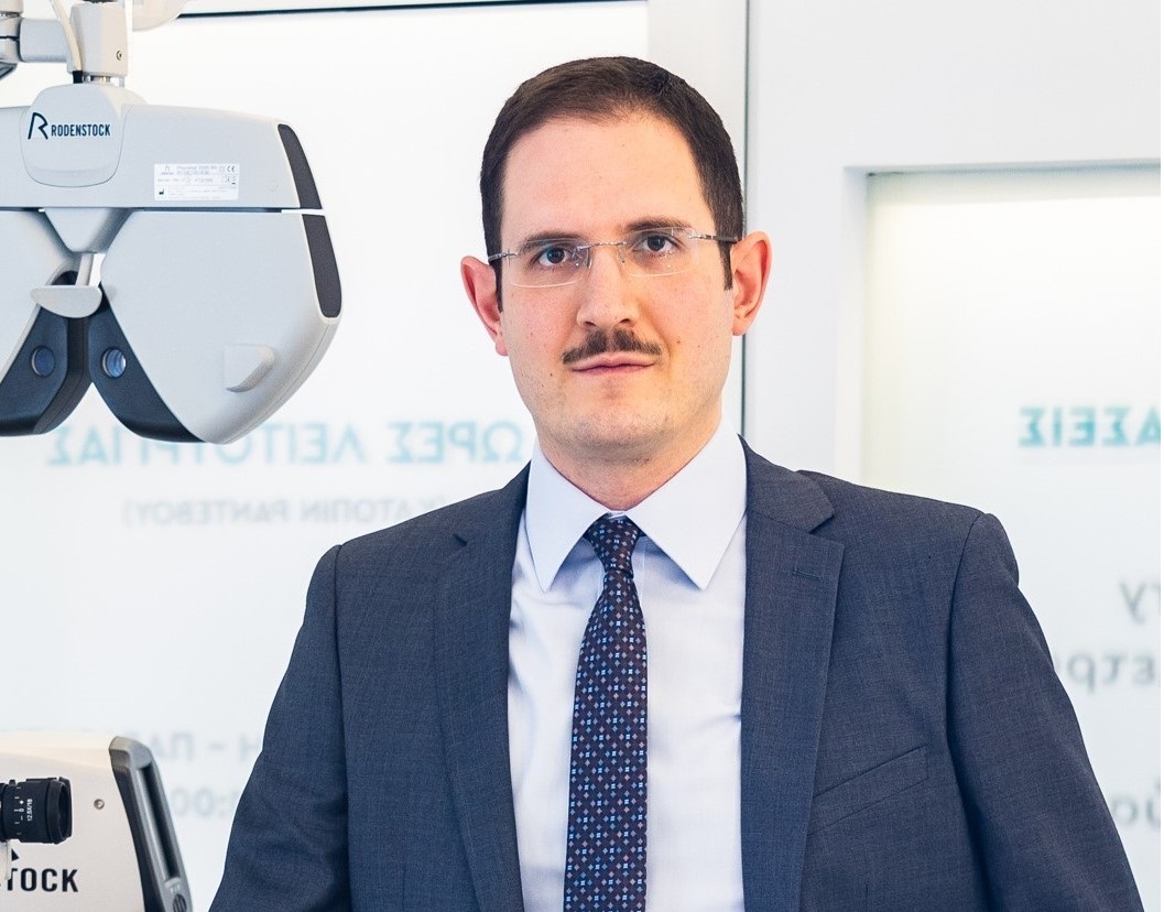 Τι Προκαλεί την Βλεφαρίτιδα; Υπάρχει Θεραπεία;