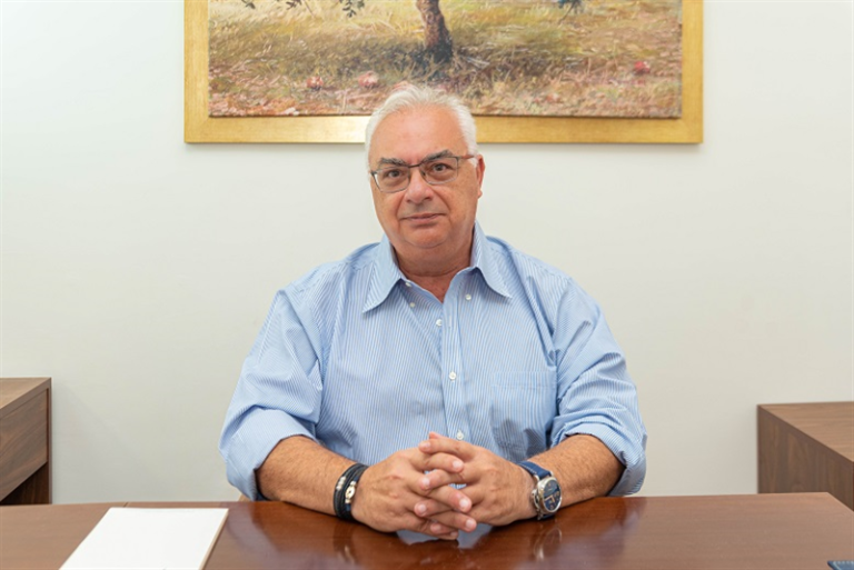 Στεφανακος2 768x513