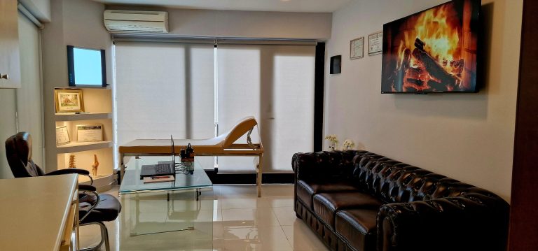 Αουάντ 4 768x359