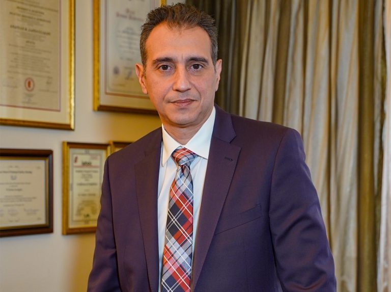 laretzakis 1 ΑΝΤΙΓΡΑΦΟ ΜΕ ΠΕΡΙΚΟΠΗ 1 1 768x573